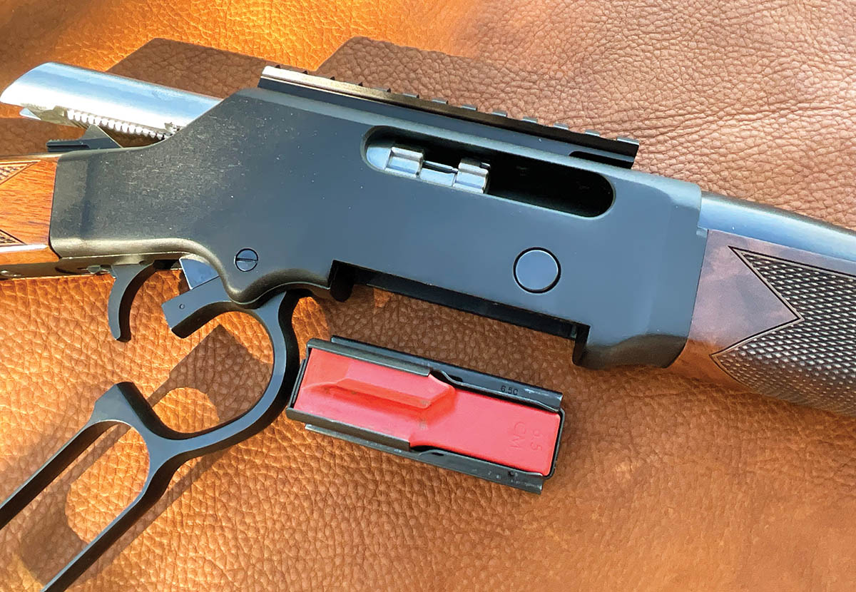 The Henry Long Ranger uses a removable box magazine.
